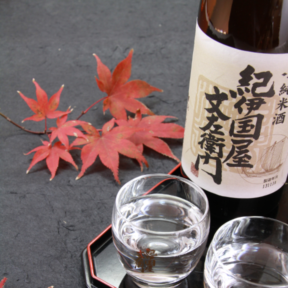 Nakano junmai Kinokuniya Bunzaemon sake 720ml bottle